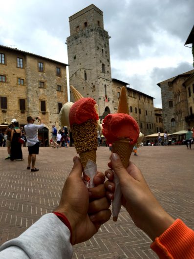 Dünyanın en iyi dondurması unvanına sahip olan Gelateria Dondoli'de dondurma yemeden San Gimignano'dan ayrılmayın