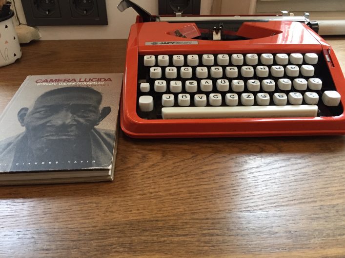 Hem lezzetli kahveleri hem de ortamıyla FilBooks'u çok seveceksiniz