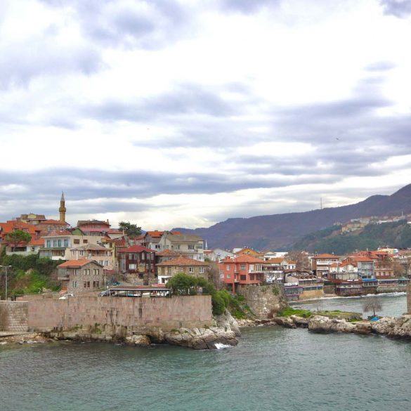 Amasra Gezilecek Yerler 7 svg%3E