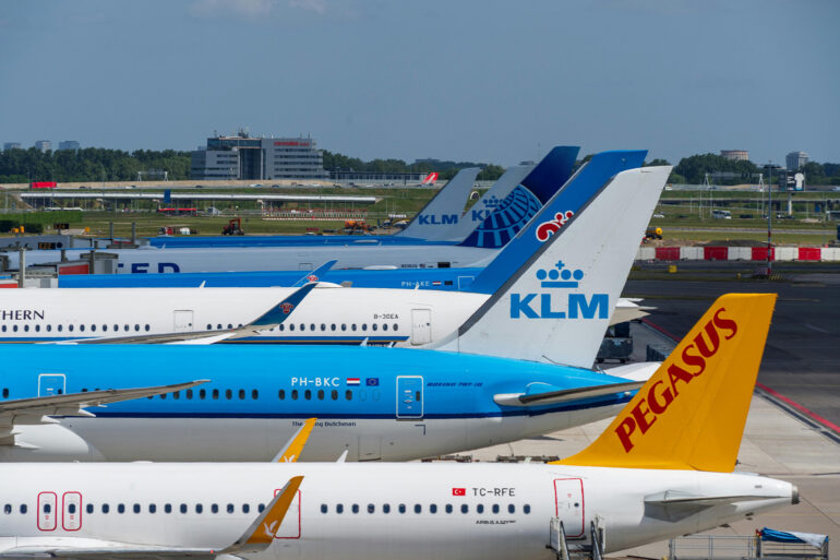 Amsterdam Schipol Havalimanı'ndan Şehir Merkezine Ulaşım 35 svg%3E